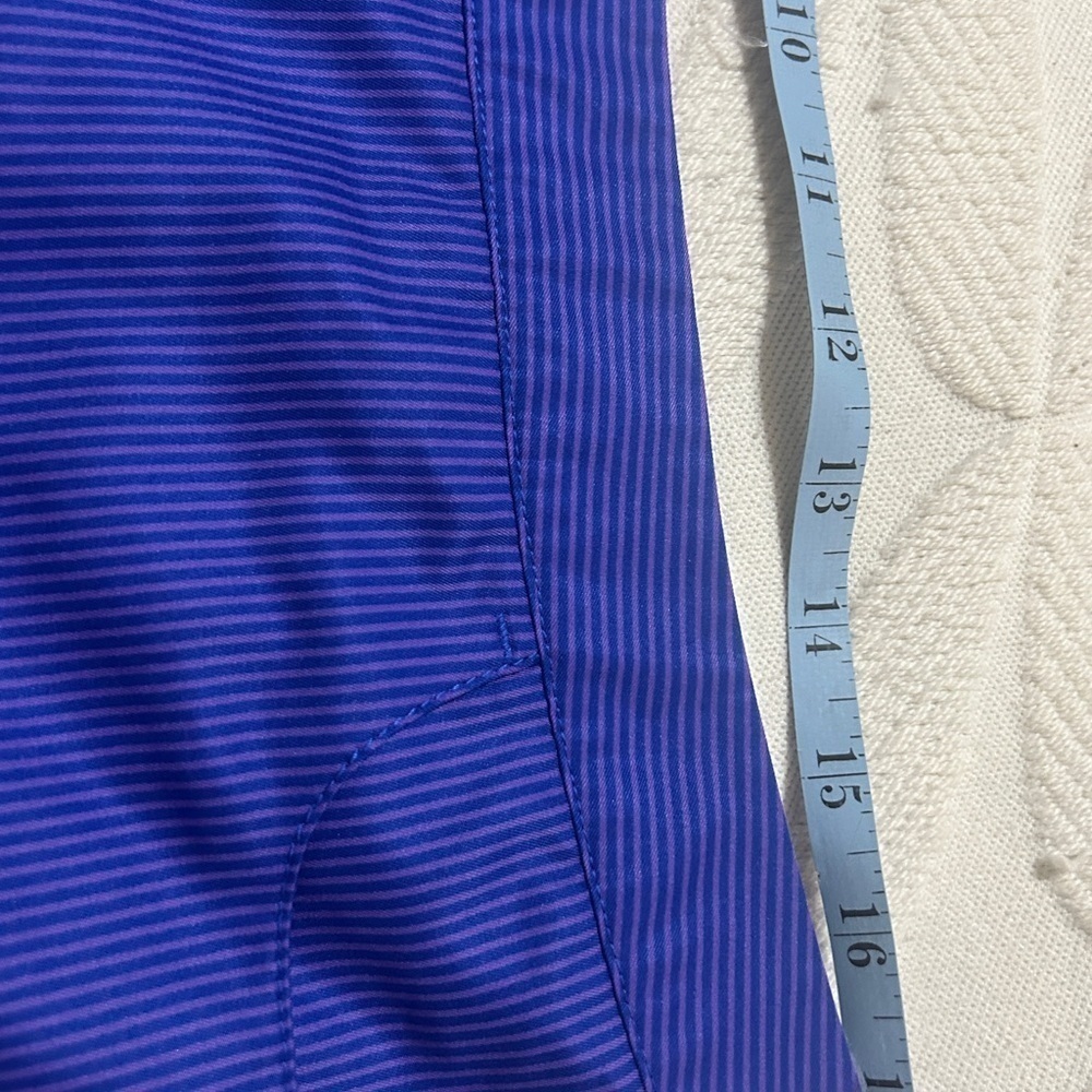 Adidas size 12 athletic golf skirt with front pleats, pockets, side zip. Stripes - Picture 9 of 15